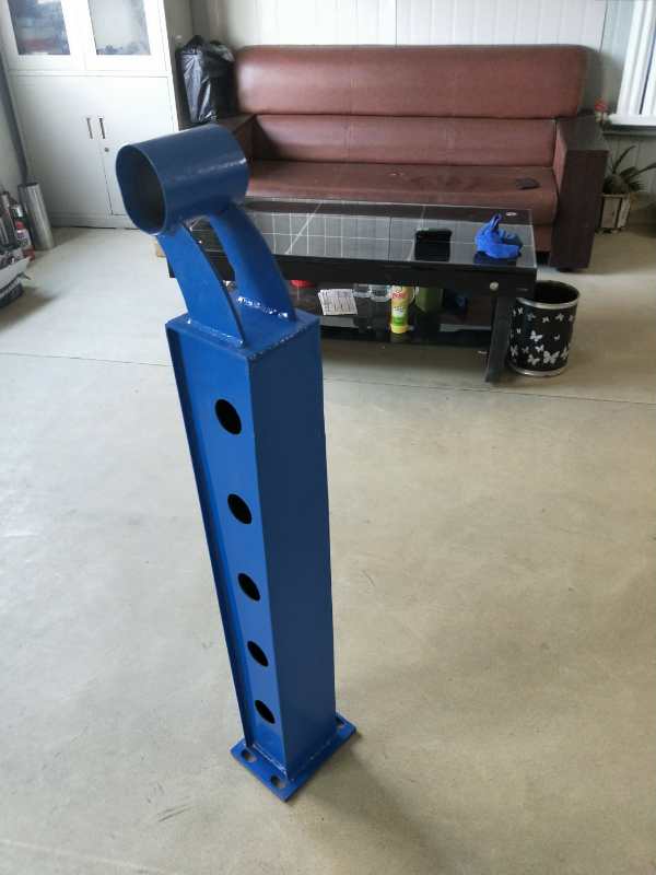 不銹鋼護欄鋼板立柱